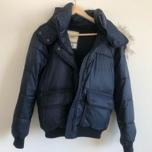 Fur Puffer in Navy A&F in S